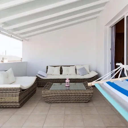 Apartment F&M Penthouse With Terrace Near Airport And Beaches