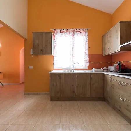 F&M Penthouse With Terrace Near Airport And Beaches Telde